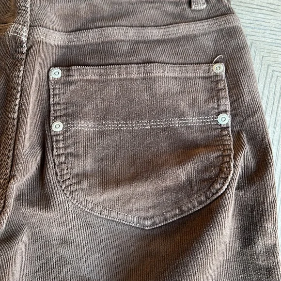 Polo by Ralph Lauren - High-Waisted, Flare-Leg, Chocolate-Brown Jeans - SZ 6 - Picture 14 of 15